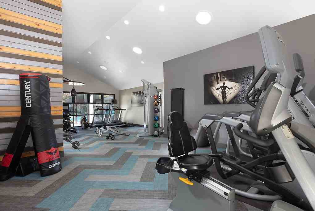 Windsor Ridge - Photo 4 of 41