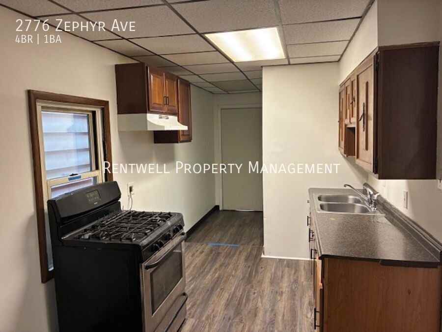 2776 Zephyr Ave - Photo 5 of 14