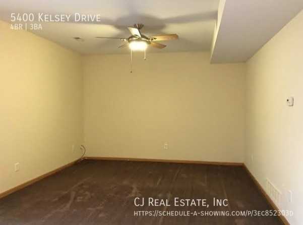 5400 Kelsey Dr - Photo 3 of 9