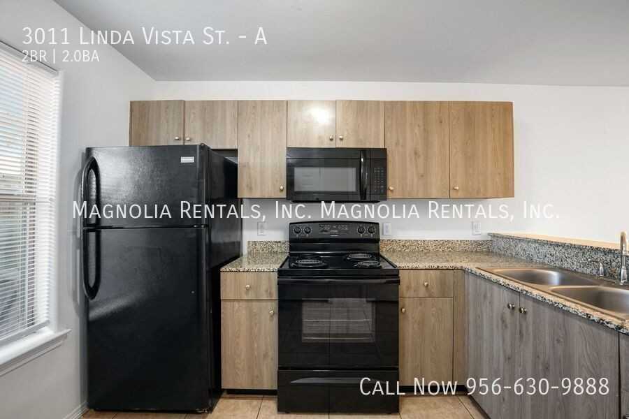 3011 Linda Vista St #A - Photo 5 of 15