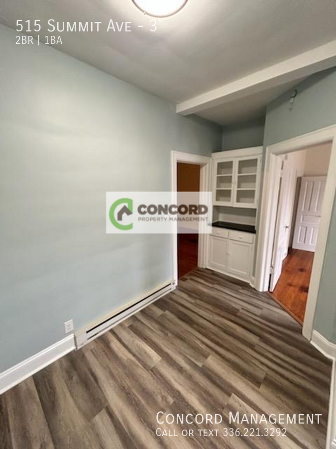 515 Summit Ave #3 - Photo 6 of 18