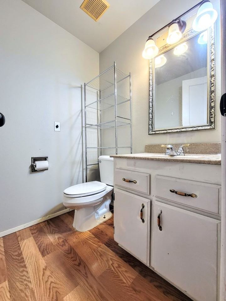 7848 131st Ave Ne - Photo 6 of 14