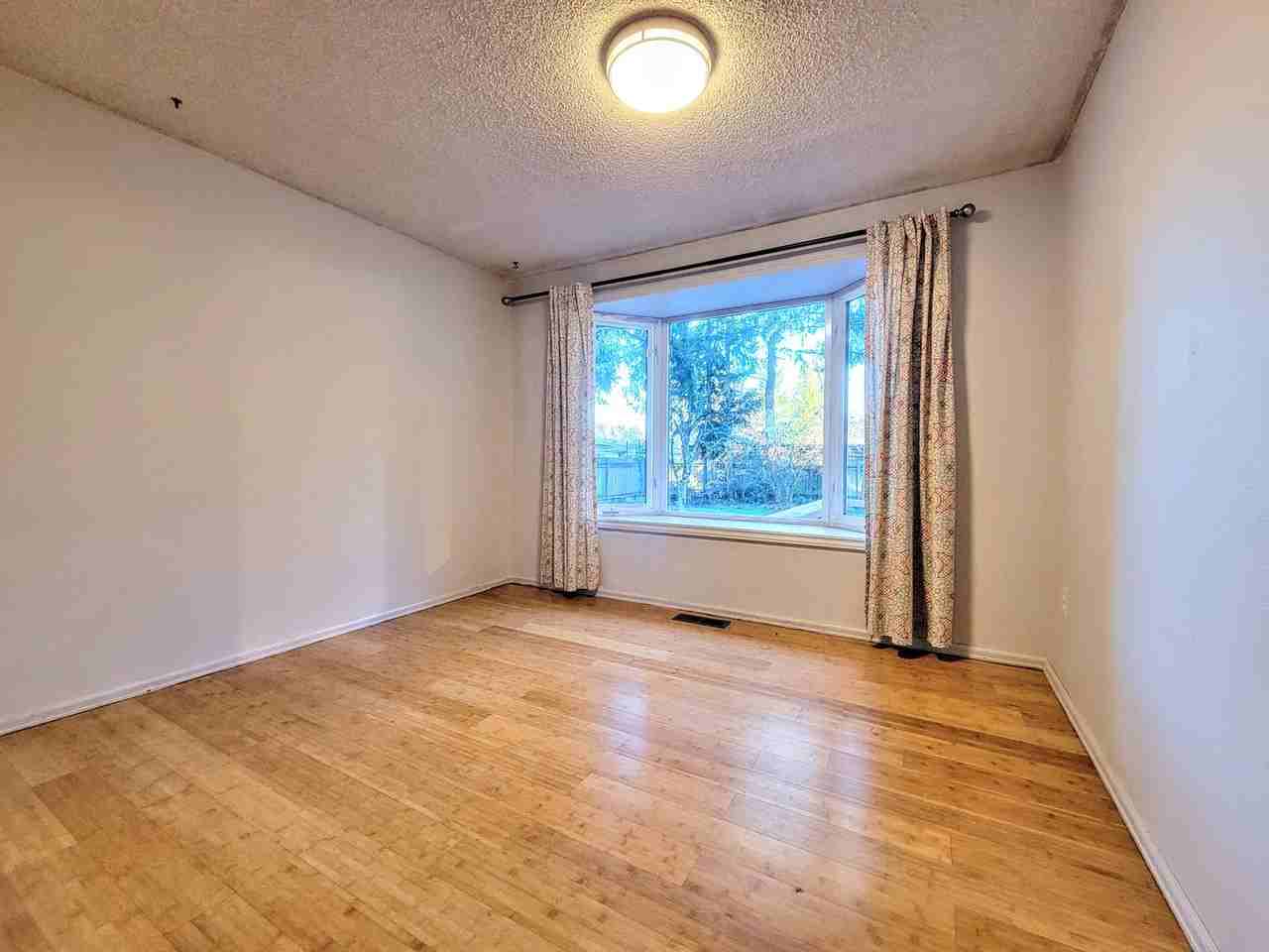7848 131st Ave Ne - Photo 7 of 14