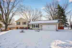 featured image of 15350 Drexel Way