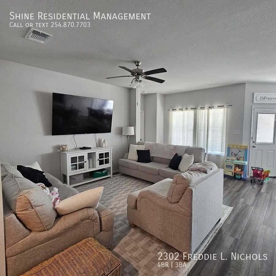 2302 Freddie L. Nichols Sr. Dr - Photo 4 of 16