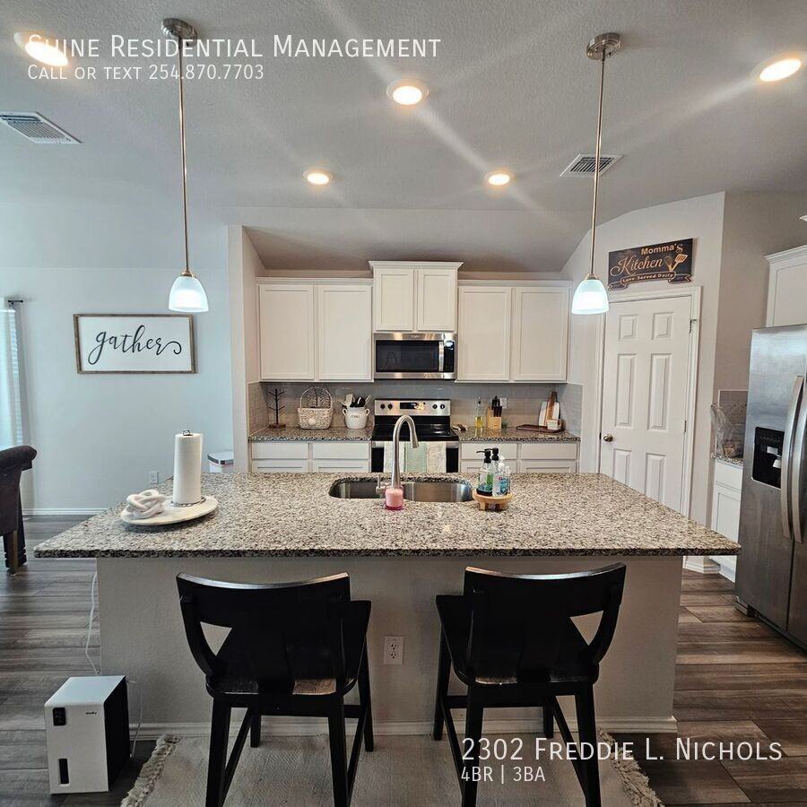 2302 Freddie L. Nichols Sr. Dr - Photo 6 of 16