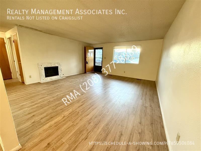 1617 S Michigan Ave - Photo 3 of 12