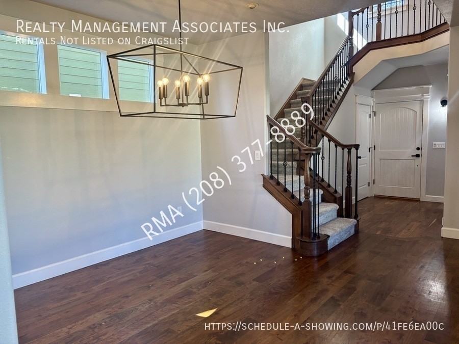 5269 E Barber Station Way - Photo 7 of 34