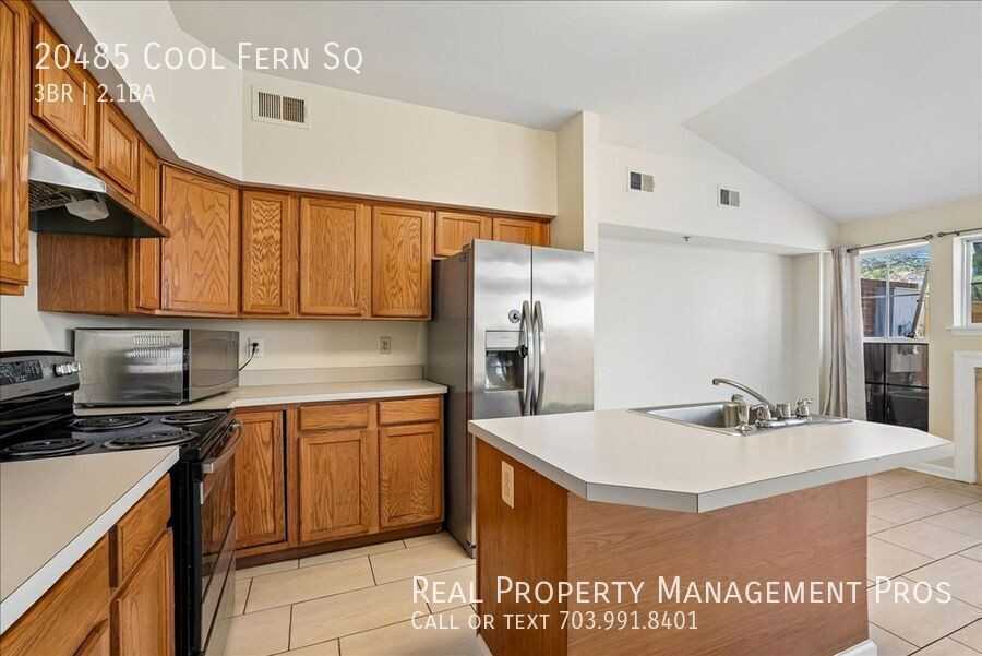 20485 Cool Fern Sq - Photo 2 of 45