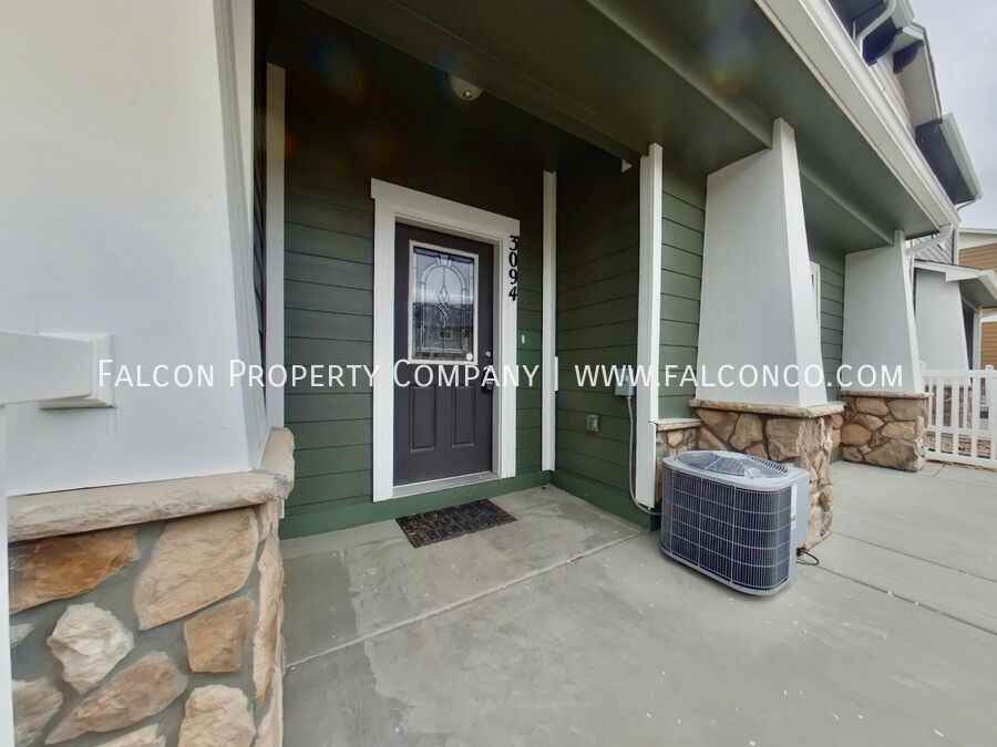 3094 Harpy Grv - Photo 2 of 17