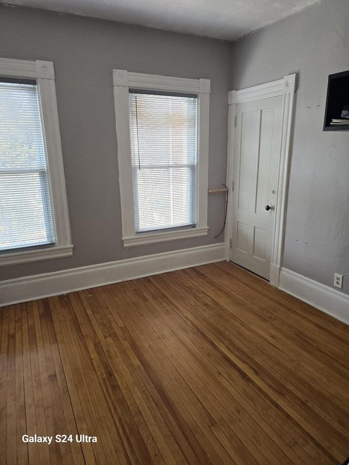 54 Woodland St #03 - Photo 7 of 9