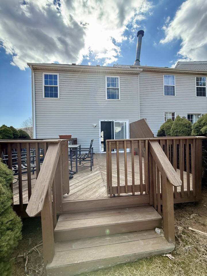 126 Village Dr #126 - Photo 6 of 17