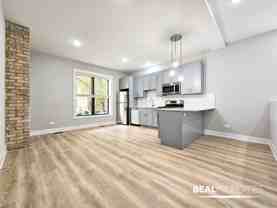 434 W Belden Ave #2 - Photo 1 of 1