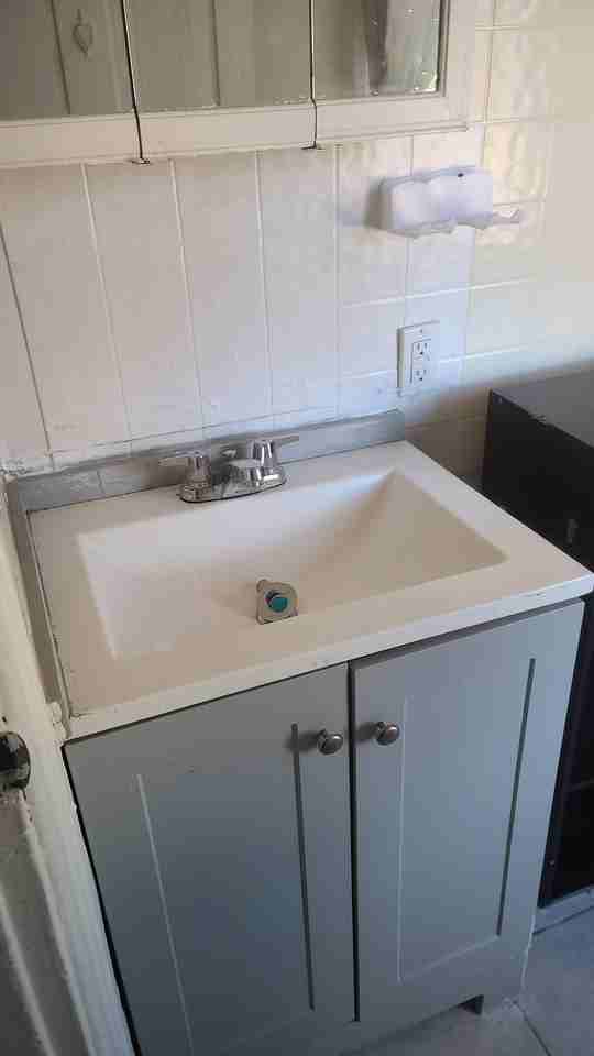 22 Bloomingdale Ave #2 - Photo 3 of 4