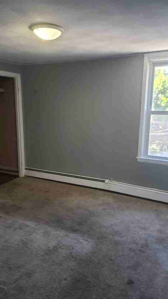 22 Bloomingdale Ave #2 - Photo 4 of 4