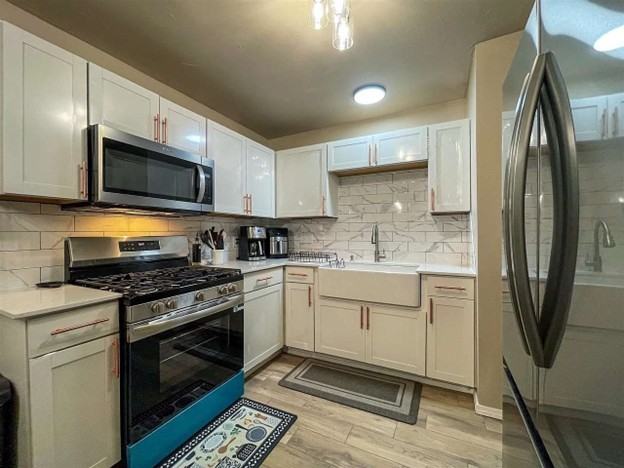 923 E Virginia Ave #NA - Photo 2 of 18