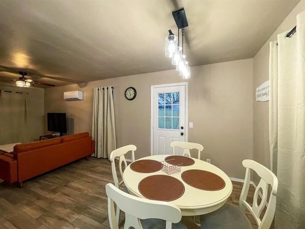 923 E Virginia Ave #NA - Photo 5 of 18