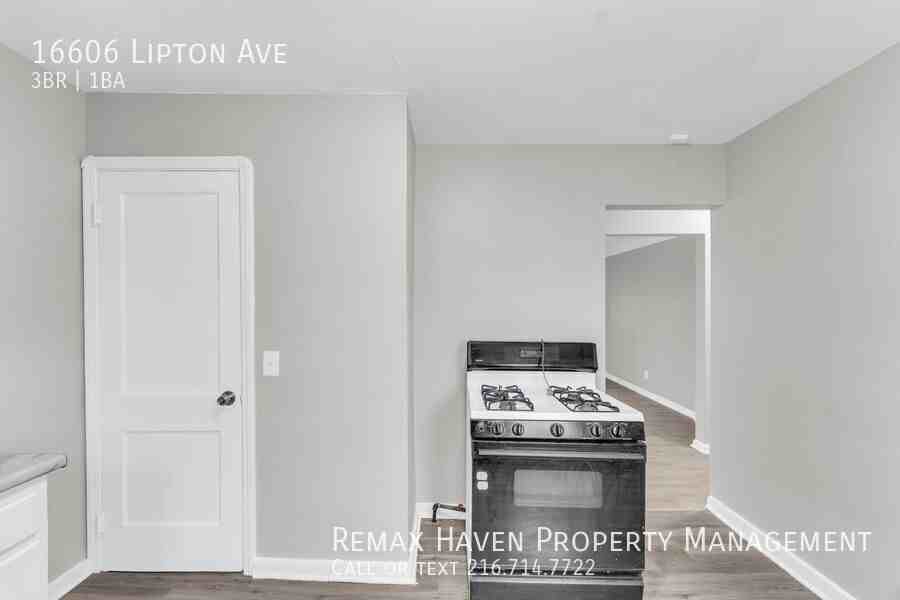 16606 Lipton Ave - Photo 7 of 24