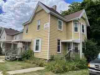 410 Pearl St #3 - Photo 3 of 15