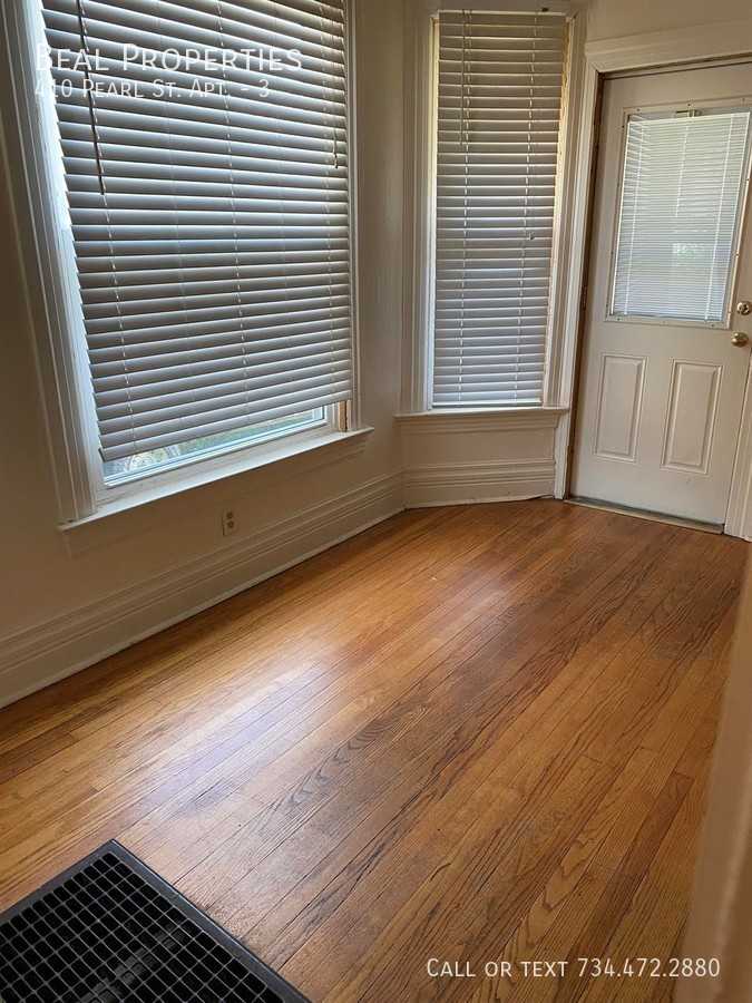 410 Pearl St #3 - Photo 4 of 15