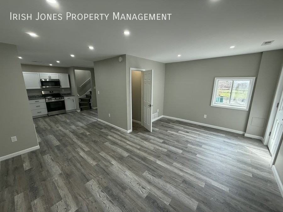 267 Breckenridge St - Photo 4 of 12