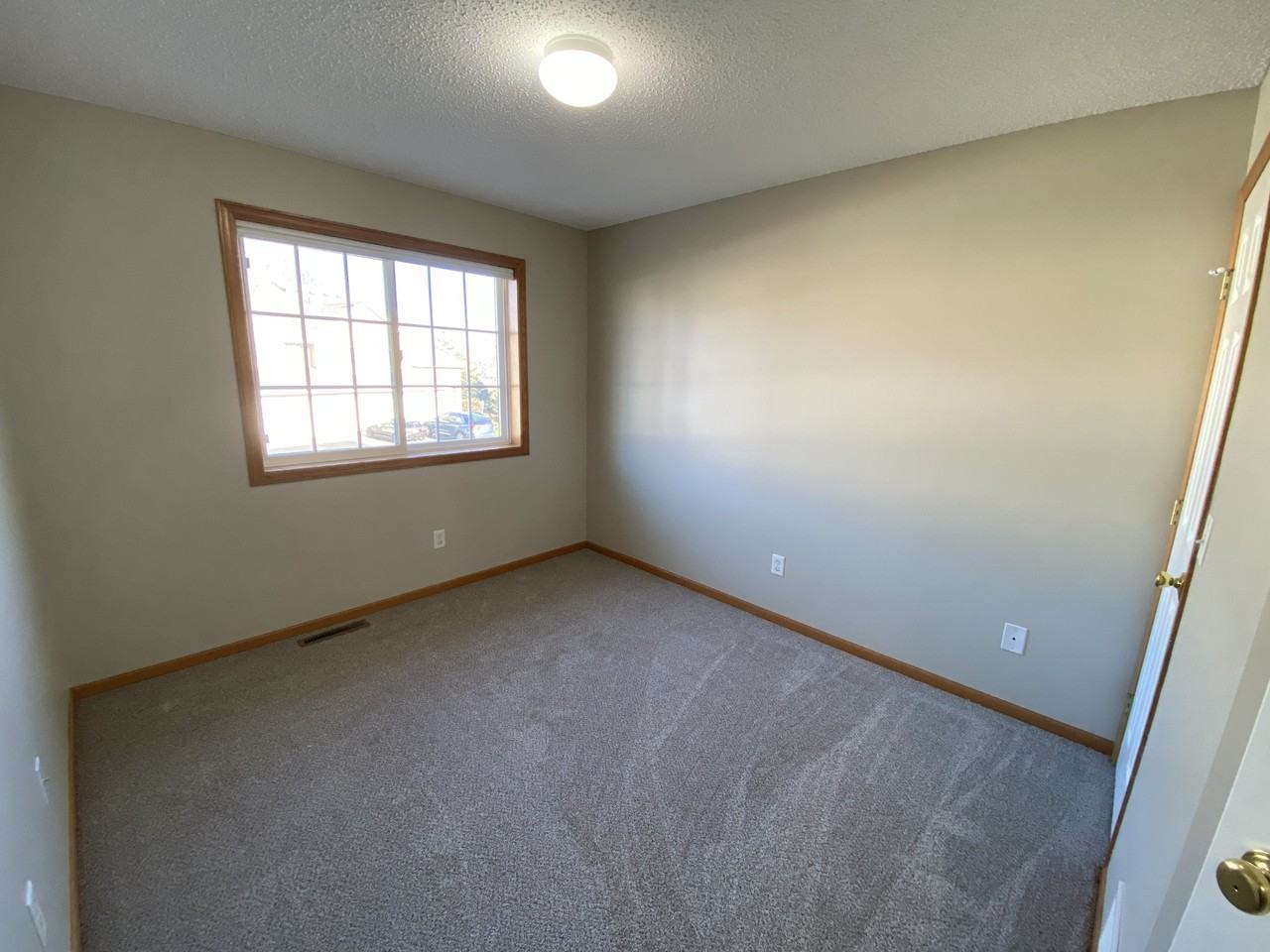 2591 Yellowstone Dr #2591 - Photo 6 of 16