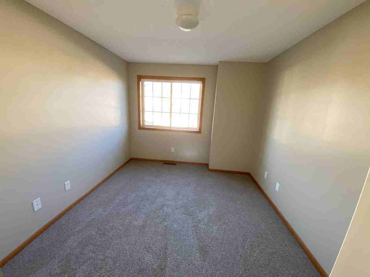 2591 Yellowstone Dr #2591 - Photo 7 of 16