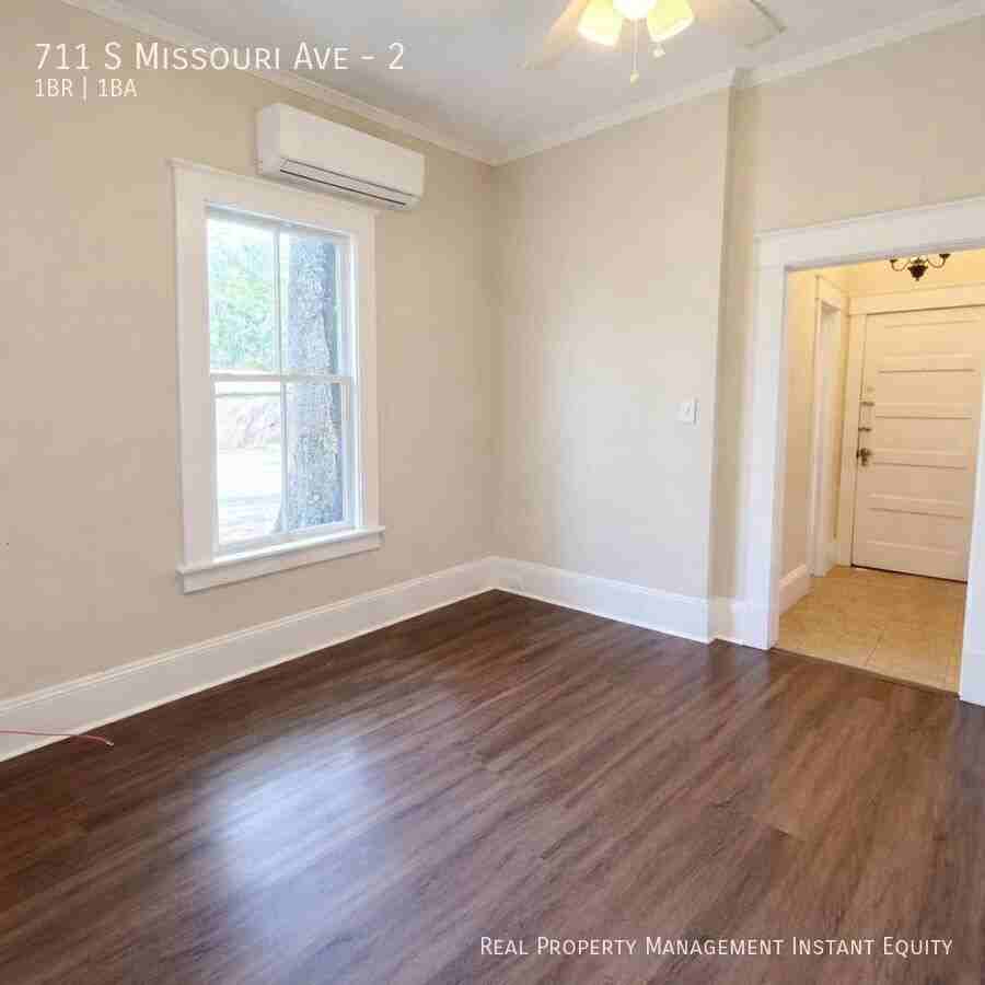 711 S Missouri Ave #2 - Photo 3 of 13