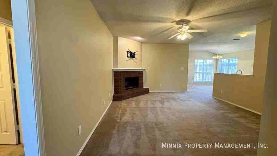 7514 Paris Ave - Photo 3 of 34