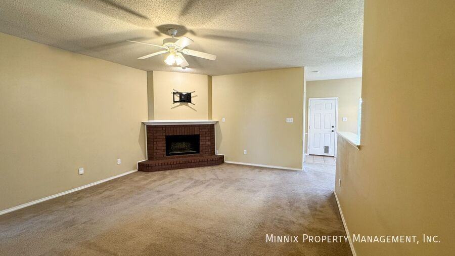 7514 Paris Ave - Photo 6 of 34