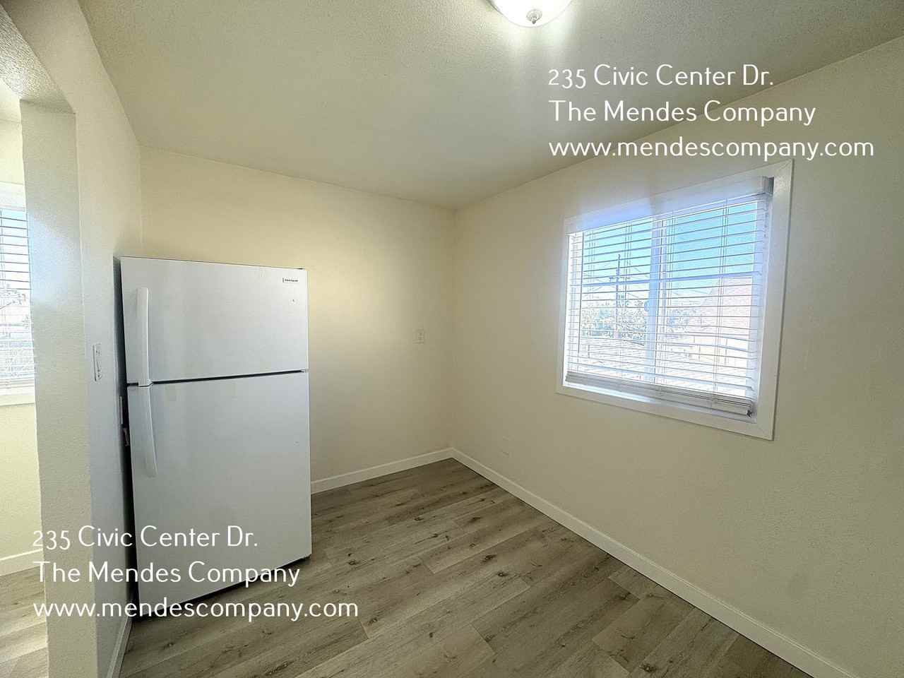 235 Civic Center Dr #4 - Photo 4 of 8