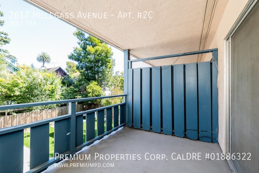 2617 Hillegass Ave #2C - Photo 5 of 44