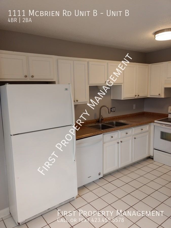 1111 Mcbrien Rd Unit B #B - Photo 4 of 20