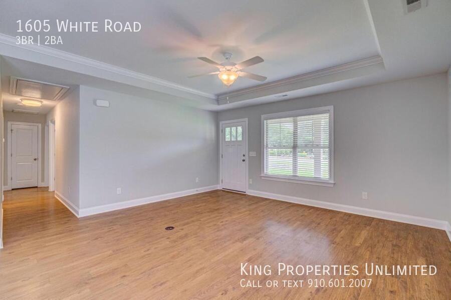 1605 White Rd - Photo 5 of 22