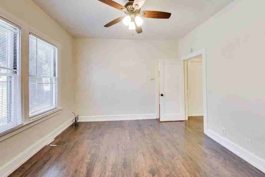 628 Waverley St #02 - Photo 6 of 19