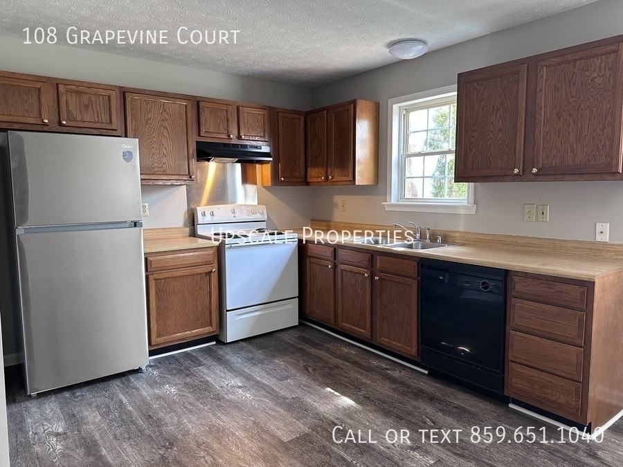 108 Grapevine Ct - Photo 4 of 10