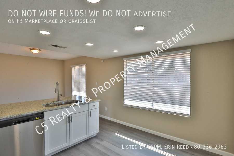 732 E Hampton Ave - Photo 7 of 23