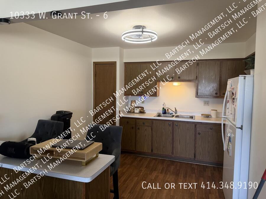 10333 W Grant St #6 - Photo 2 of 10