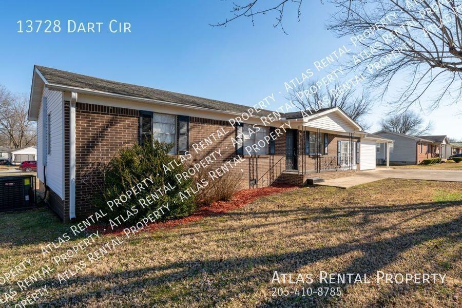 13728 Dart Cir - Photo 2 of 33