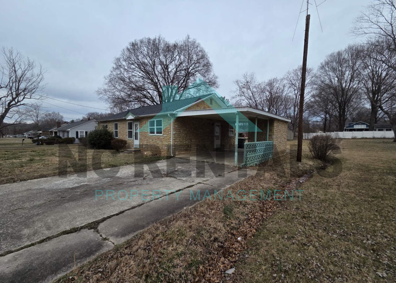 312 Walter Chambers St - Photo 3 of 23