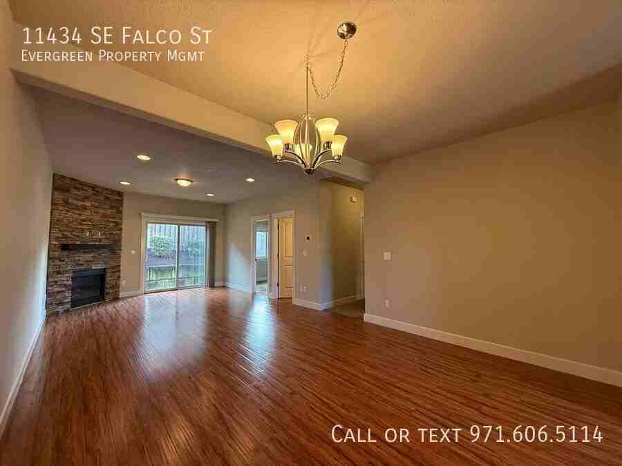 11434 Se Falco St - Photo 6 of 46