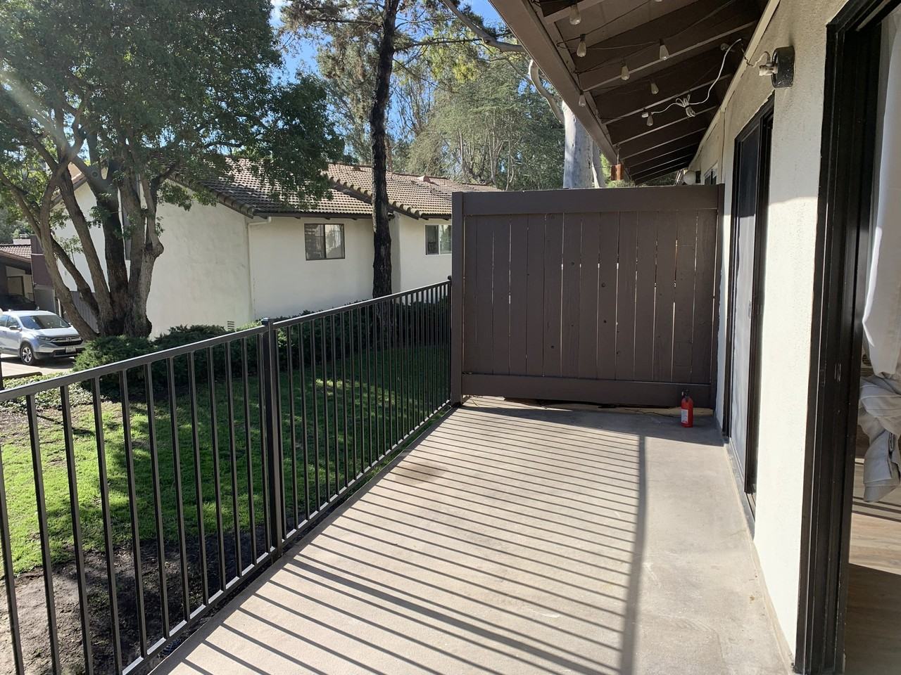 860 Highland Dr #1 - Photo 5 of 24