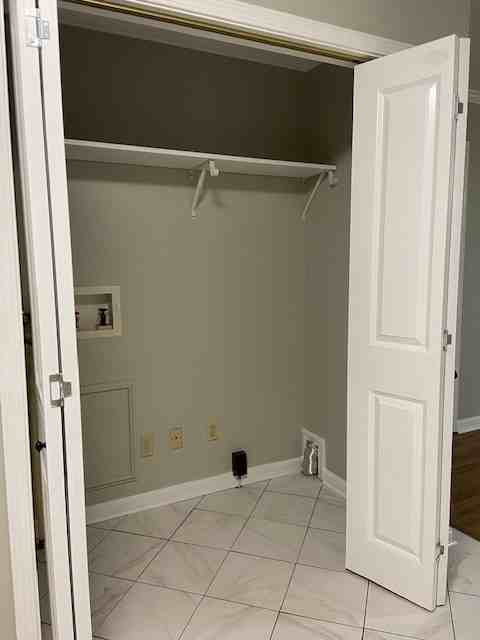 204 E Henry St #NA - Photo 7 of 11