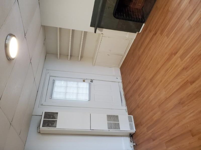 492 Pine St #2 - Photo 4 of 9