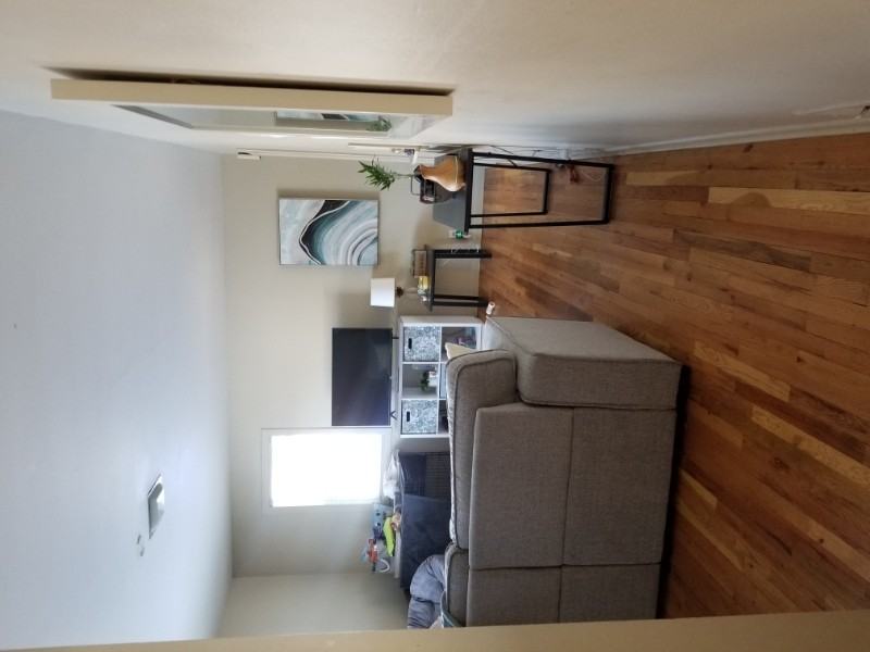 1325 Crestmore Pl - Photo 5 of 21