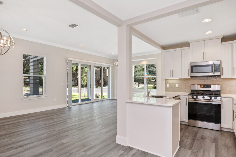 109 W Orlando St - Photo 4 of 18