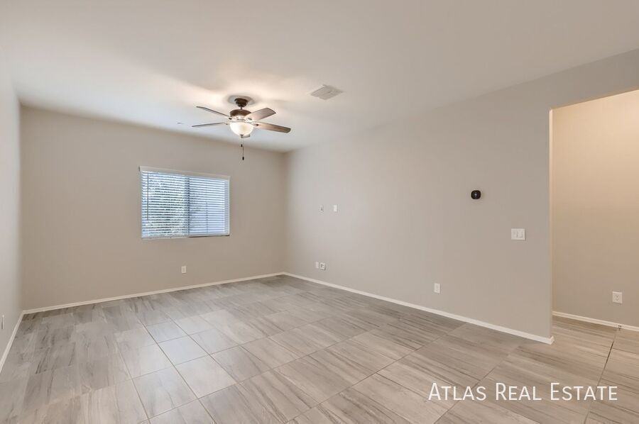 2129 N 212th Ln - Photo 5 of 16