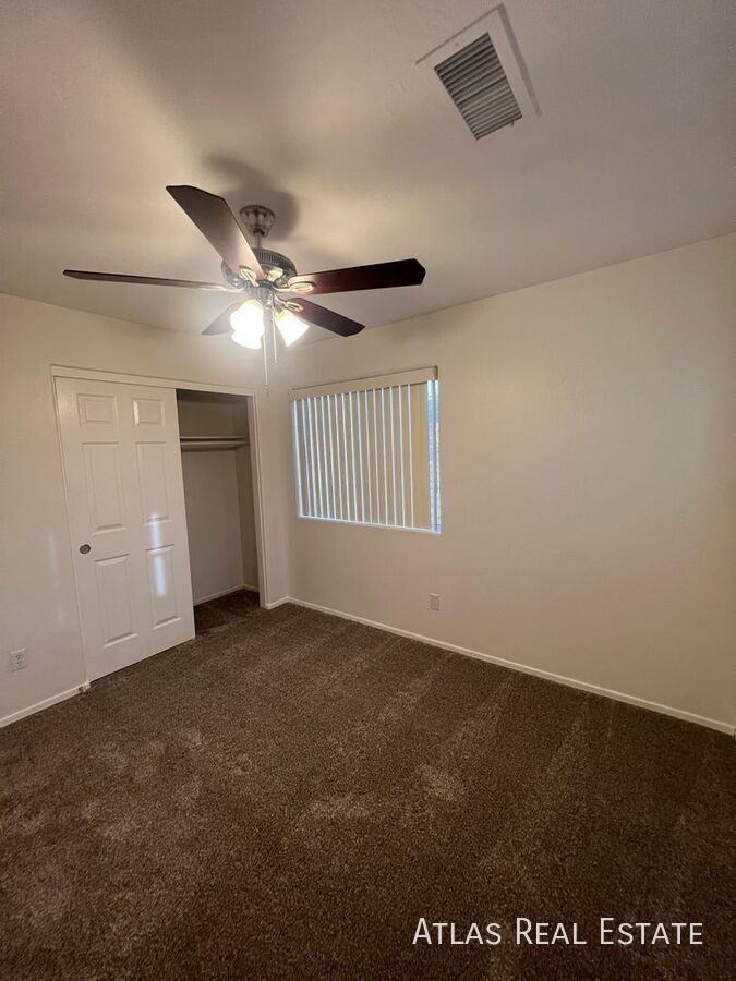 30427 N 42nd Pl - Photo 5 of 26