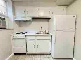 334 S Broadway #18 - Photo 1 of 1