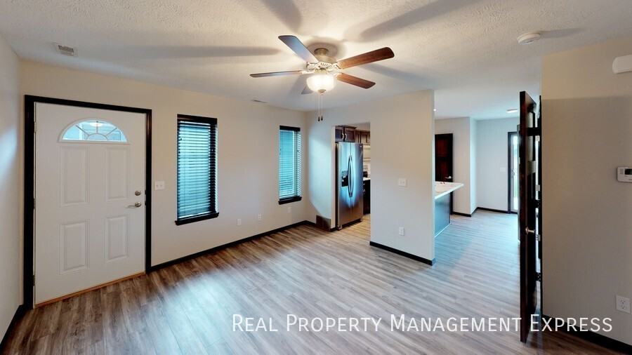 9410 W Gert St - Photo 7 of 20